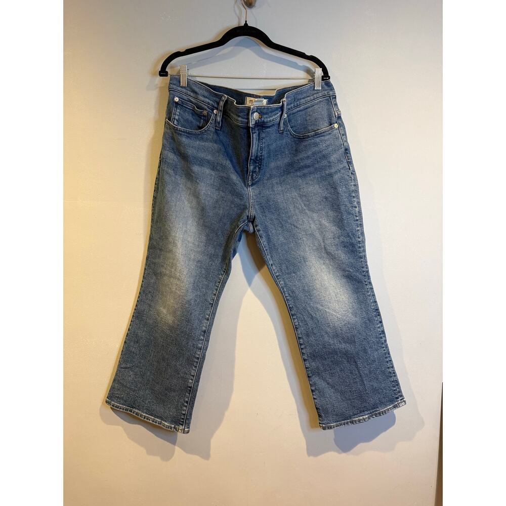 Madewell Mid-Rise Kick Out Jeans